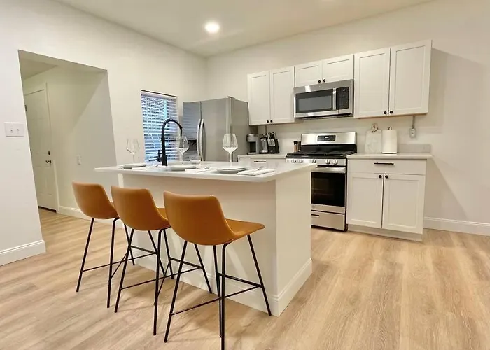 The Clemente Mt. Washington By Luxe Pgh Holiday home *