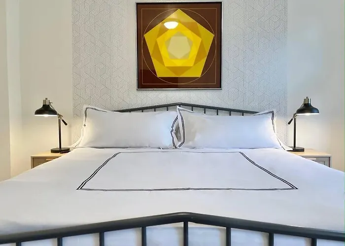 The Clemente Mt. Washington By Luxe Pgh Holiday home *